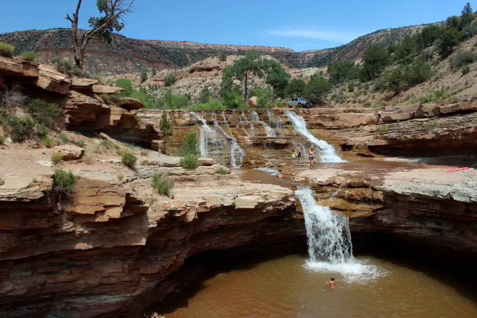 Toquerville Falls - Dive, Hike, Mountain Bike, and Swim near La Verkin ...