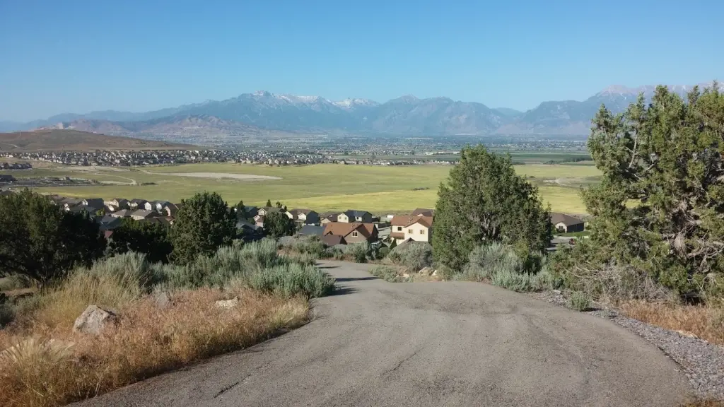 Kiowa Valley Path - Hike near Eagle Mountain, Utah - Free Arenas