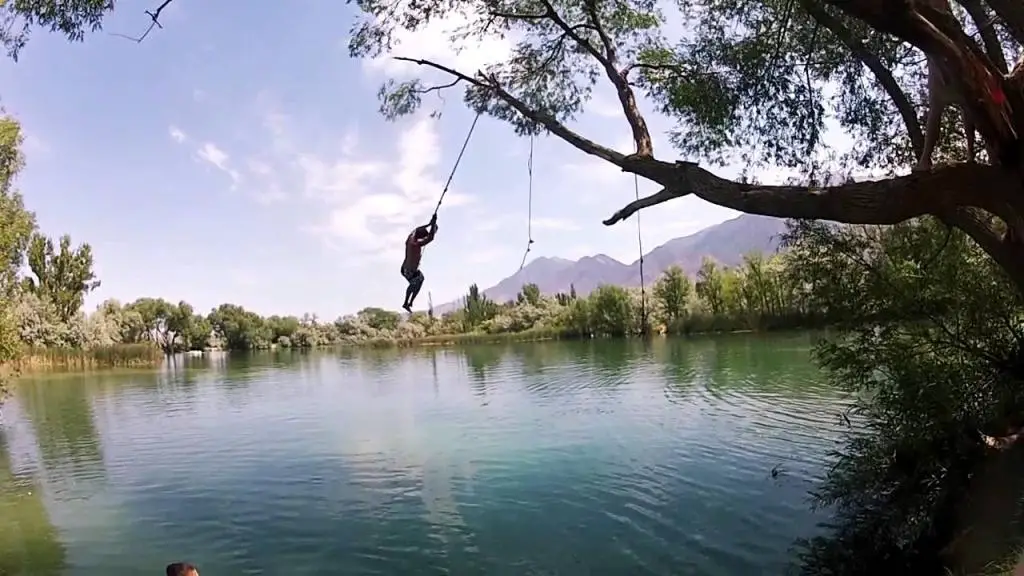 Mona Rope Swing Swim Near Midway Utah Free Arenas